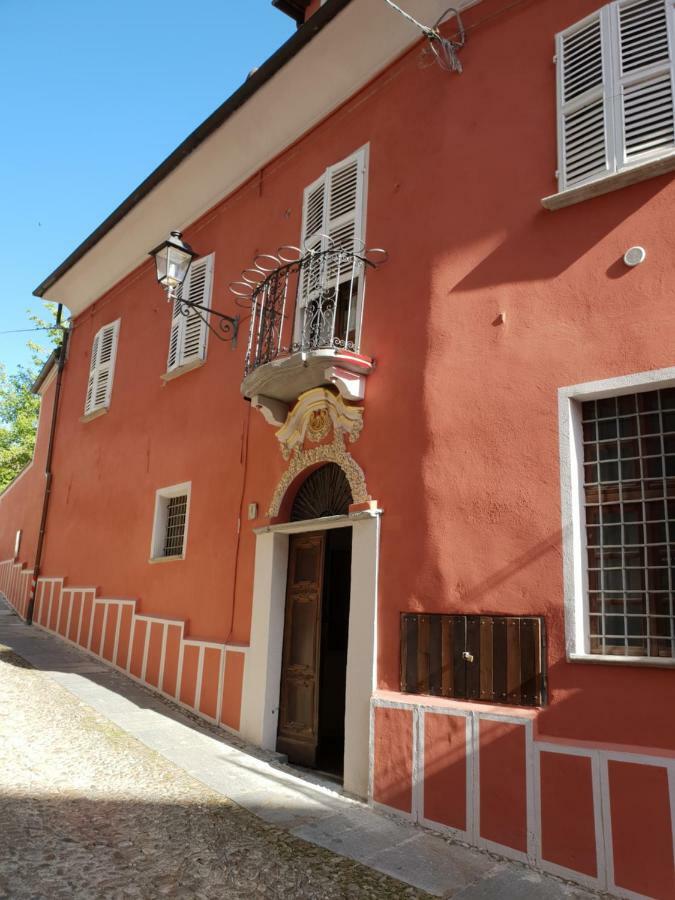 La Rocca Di Efisio Apart otel Costigliole d'Asti Dış mekan fotoğraf