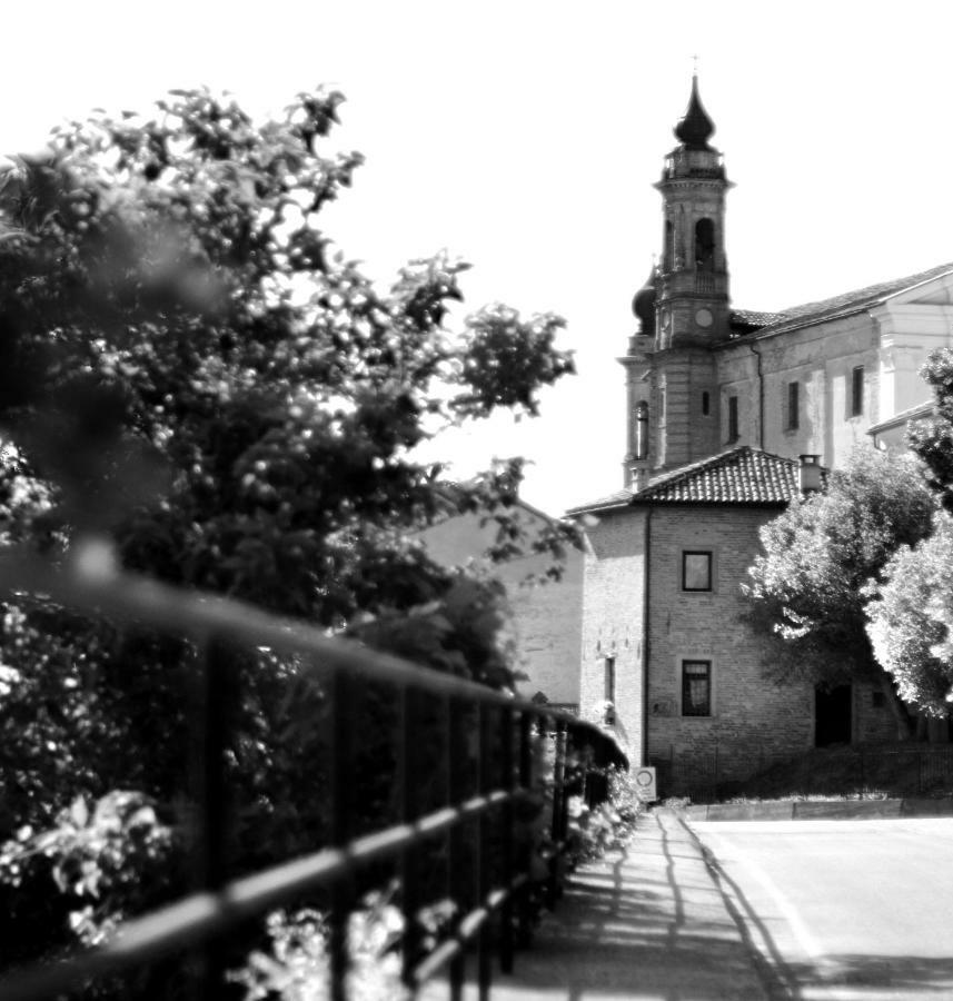 La Rocca Di Efisio Apart otel Costigliole d'Asti Dış mekan fotoğraf