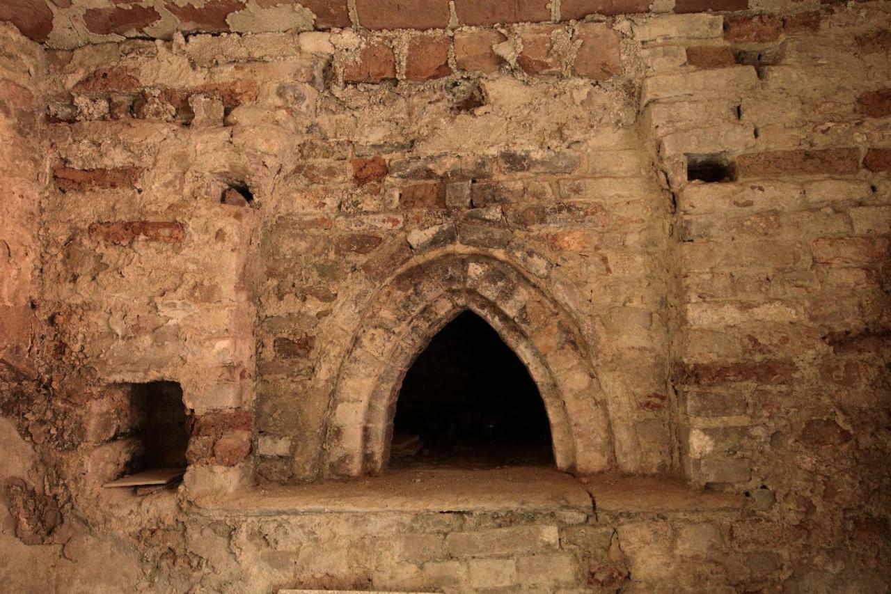 La Rocca Di Efisio Apart otel Costigliole d'Asti Dış mekan fotoğraf
